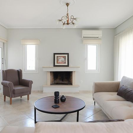Vasilopoulos Residences - Apartments Eliana & Melanthia Argostoli  Eksteriør bilde